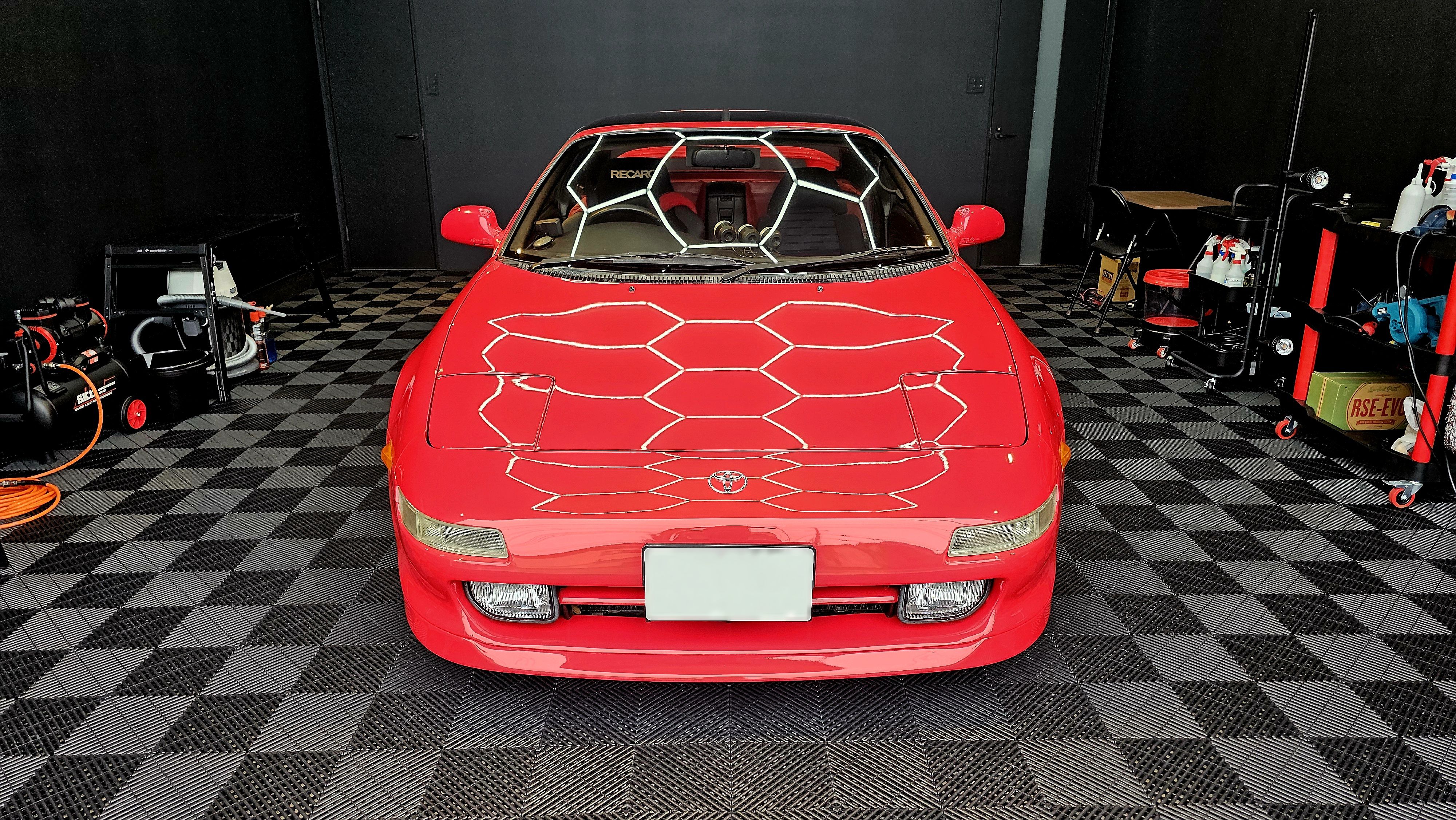 スポーツカーのコーティングもおまかせください｜兵庫県神戸市の自動車コーティング専門店 Lux Detail